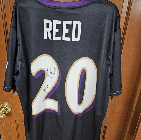 SIGNED ED REED JERSEY(READ DESCRIPTION FOR ALL DETAILS) - Picture 8 of 12